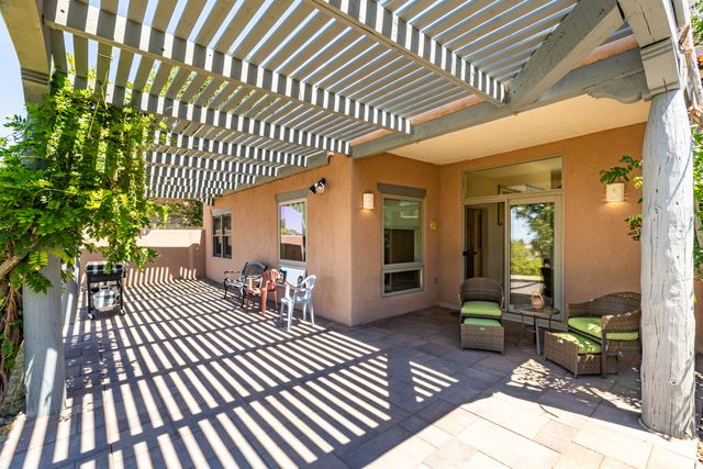 1524 Eagle Ridge Road NE, Albuquerque, NM 87122