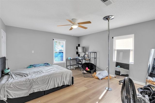132 Cherokee Cir, Hinesville, GA 31313