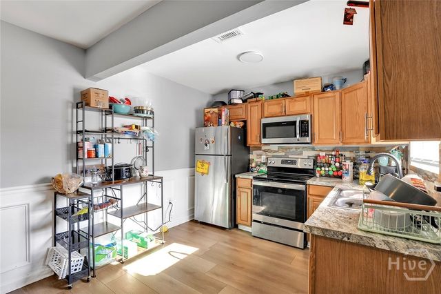132 Cherokee Cir, Hinesville, GA 31313