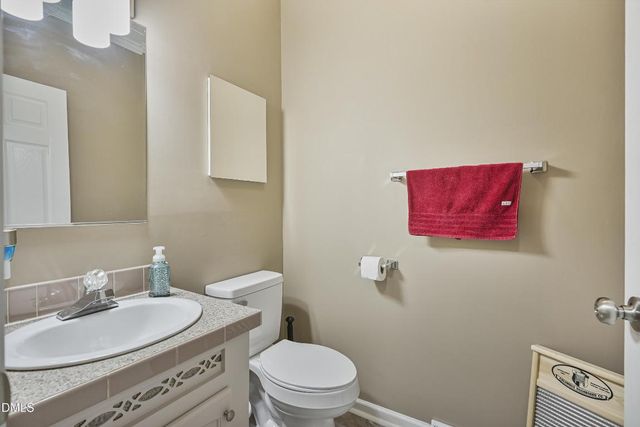 700 Mann Road, Coats, NC 27521