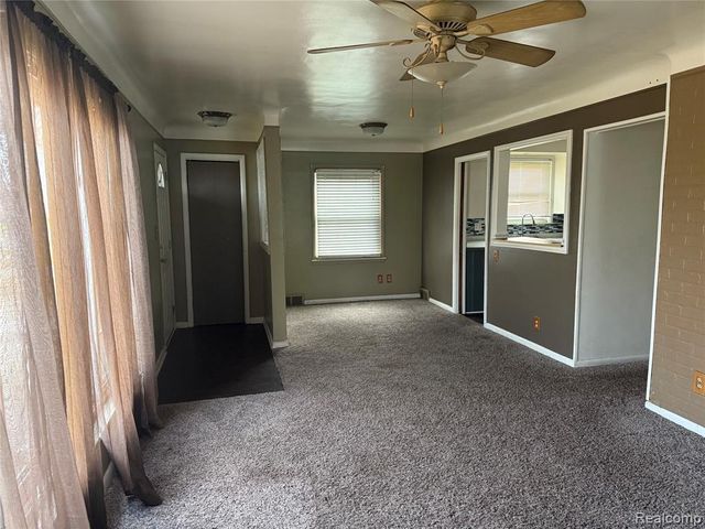 411 W Woodruff Avenue, Hazel Park, MI 48030