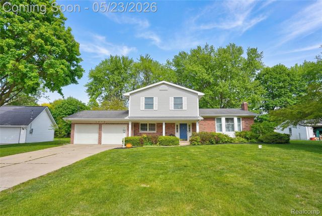 1070 Woodview Drive, Mundy Township, MI 48507