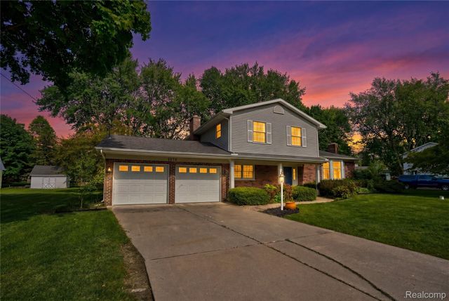 1070 Woodview Drive, Mundy Township, MI 48507