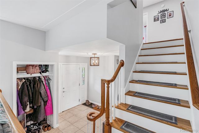 1070 Woodview Drive, Mundy Township, MI 48507