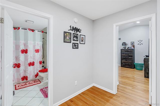 1070 Woodview Drive, Mundy Township, MI 48507