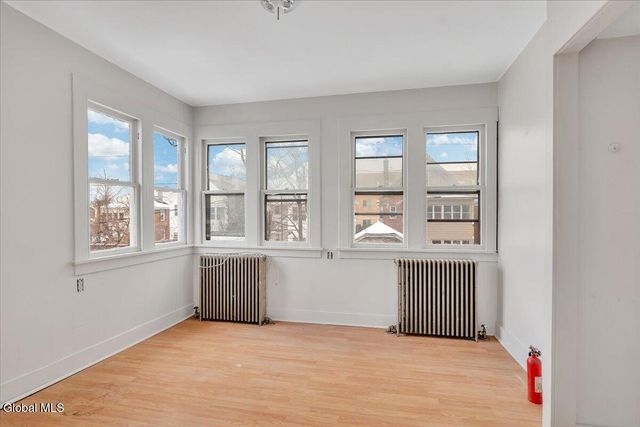 6 W Erie Street, Albany, NY 12208