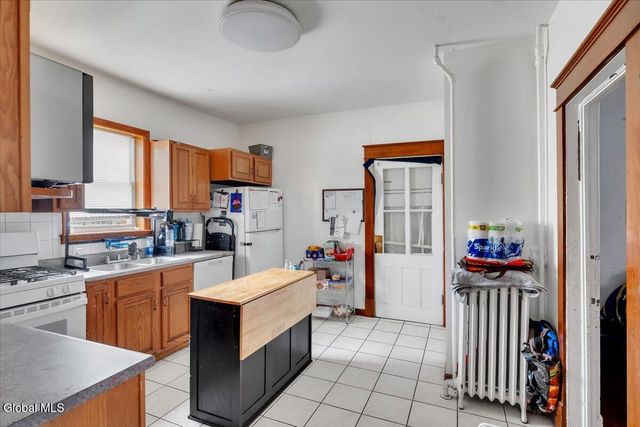 6 W Erie Street, Albany, NY 12208