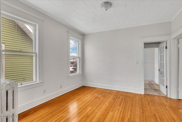 6 W Erie Street, Albany, NY 12208