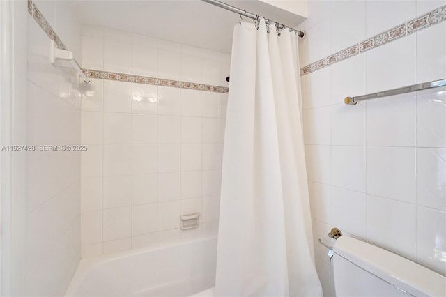 2305 Saint Andrews Rd 129, Hollywood, FL 33021