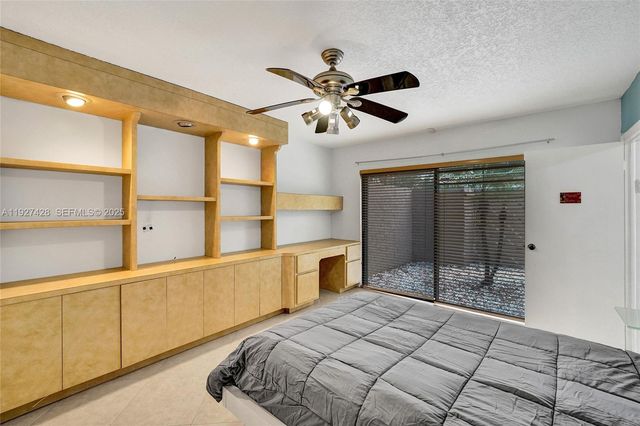 2305 Saint Andrews Rd 129, Hollywood, FL 33021