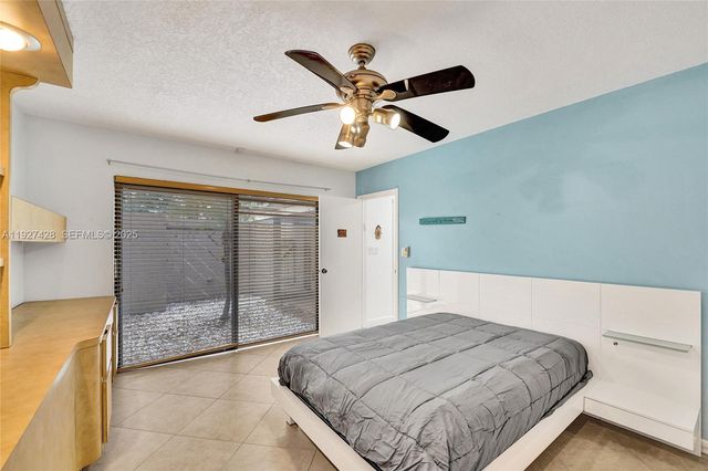 2305 Saint Andrews Rd 129, Hollywood, FL 33021