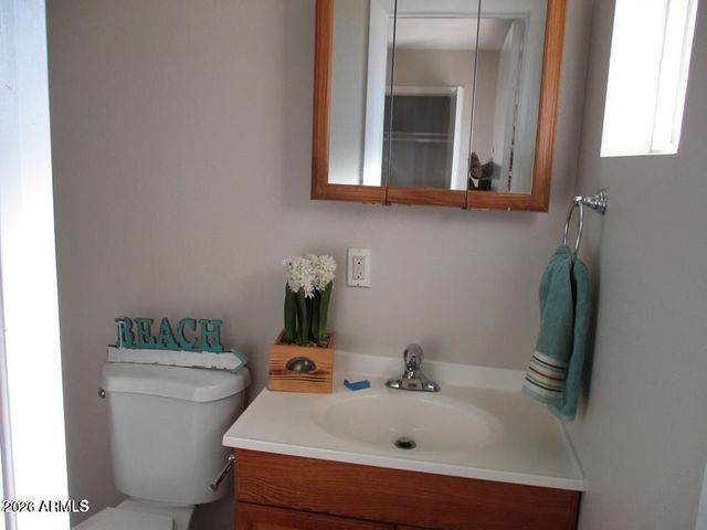 2911 W ALICE Avenue, Phoenix, AZ 85051