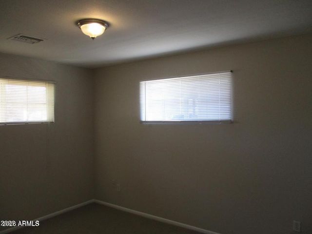 2911 W ALICE Avenue, Phoenix, AZ 85051