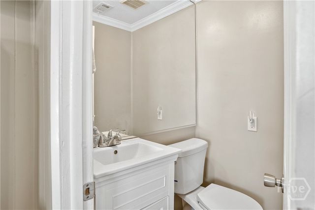 719 E 1st Street, Midway, GA 31320