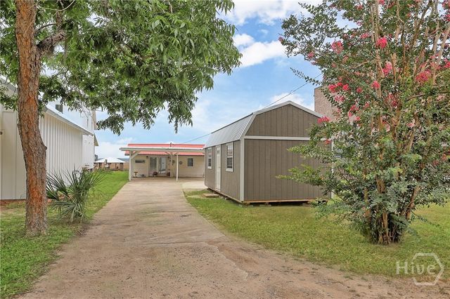 719 E 1st Street, Midway, GA 31320
