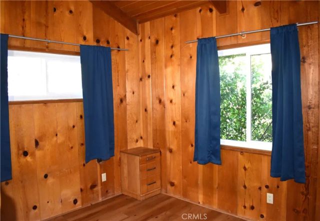 863 Edna, Wrightwood, CA 92397