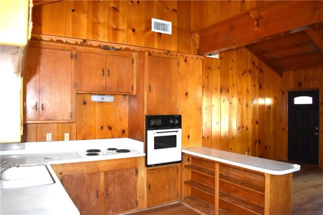 863 Edna, Wrightwood, CA 92397