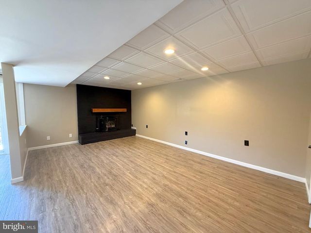 736 HILLMEADE RD, Edgewater, MD 21037