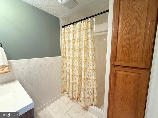 736 HILLMEADE RD, Edgewater, MD 21037