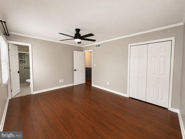 736 HILLMEADE RD, Edgewater, MD 21037