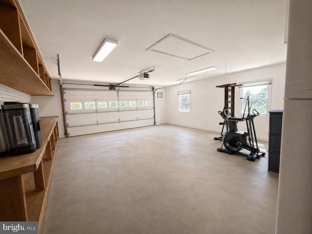 736 HILLMEADE RD, Edgewater, MD 21037