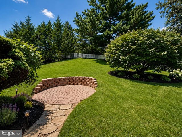 736 HILLMEADE RD, Edgewater, MD 21037
