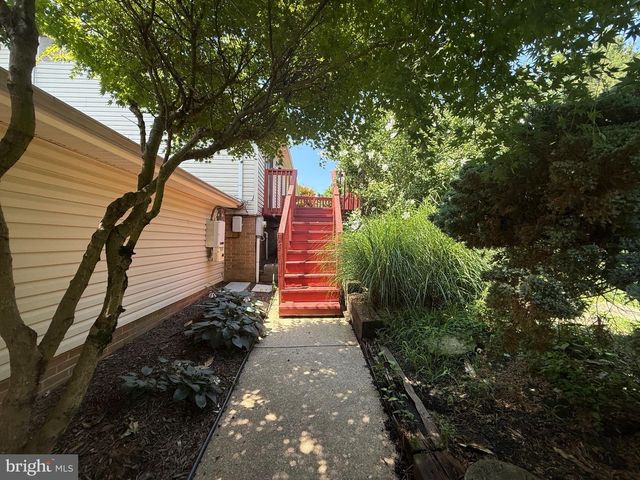 736 HILLMEADE RD, Edgewater, MD 21037