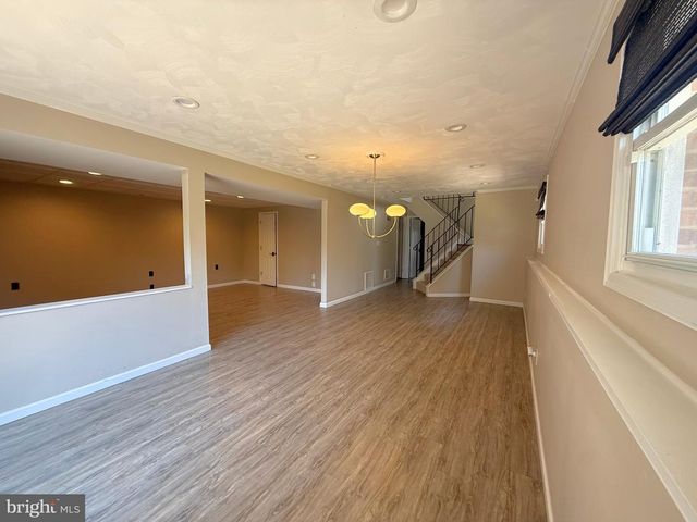 736 HILLMEADE RD, Edgewater, MD 21037