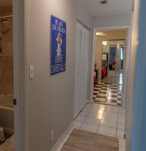 303 City View Drive 303, Fort Lauderdale, FL 33311