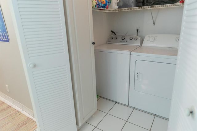 303 City View Drive 303, Fort Lauderdale, FL 33311