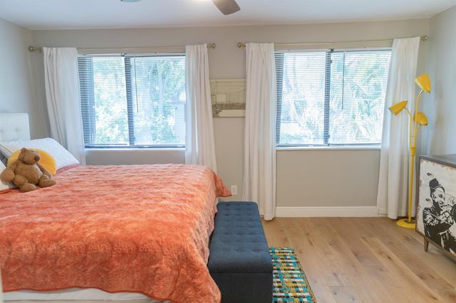 303 City View Drive 303, Fort Lauderdale, FL 33311