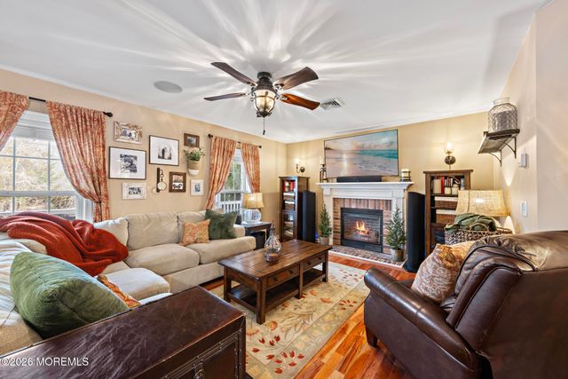 6 Cedar Street, Barnegat, NJ 08005