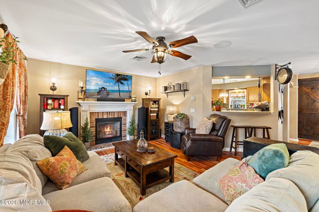 6 Cedar Street, Barnegat, NJ 08005