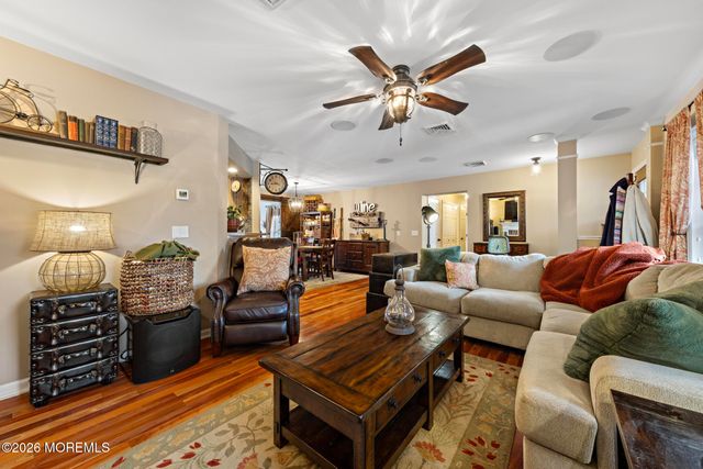 6 Cedar Street, Barnegat, NJ 08005