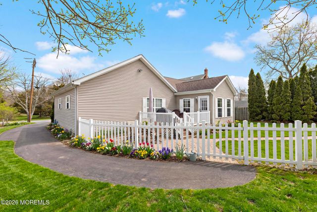 6 Cedar Street, Barnegat, NJ 08005