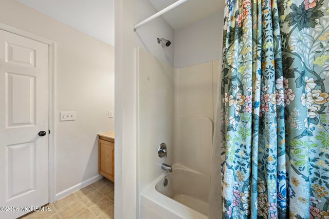 6 Cedar Street, Barnegat, NJ 08005