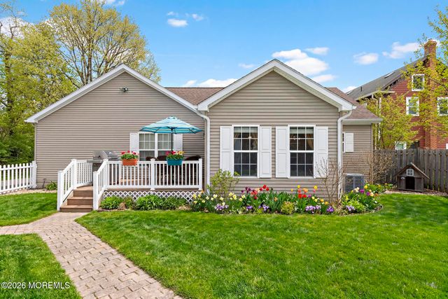 6 Cedar Street, Barnegat, NJ 08005