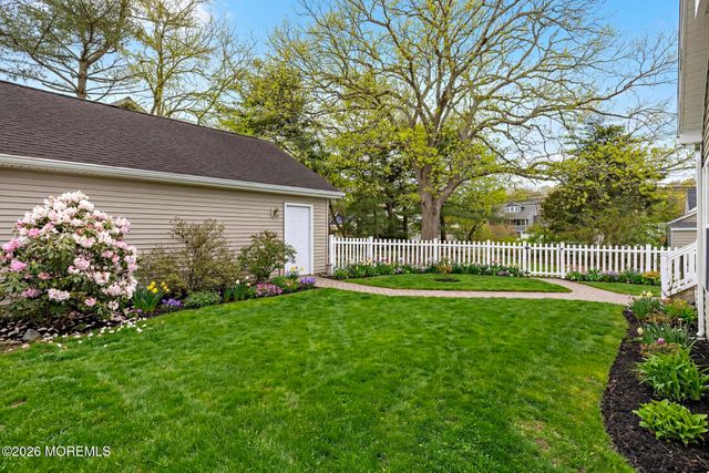 6 Cedar Street, Barnegat, NJ 08005