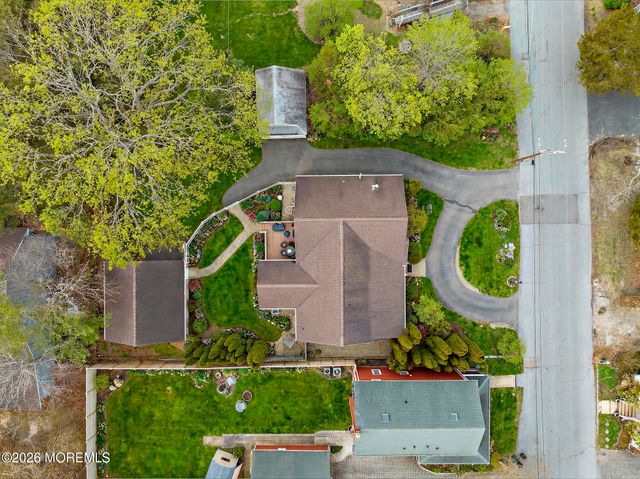 6 Cedar Street, Barnegat, NJ 08005