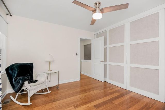 221 Deerfield Lane, Lawrence, KS 66049
