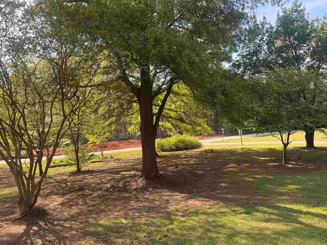 385 Wall Street, Campobello, SC 29322