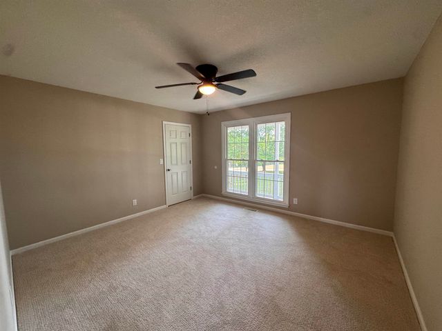 385 Wall Street, Campobello, SC 29322