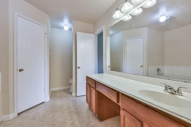 2407 Fox River Lane, Spring, TX 77386