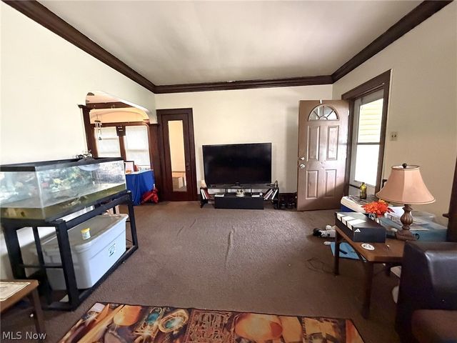 8108 Grand Division Avenue, Garfield Heights, OH 44125