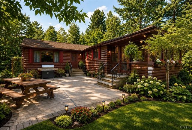 1836 West Lake Road, Skaneateles, NY 13152