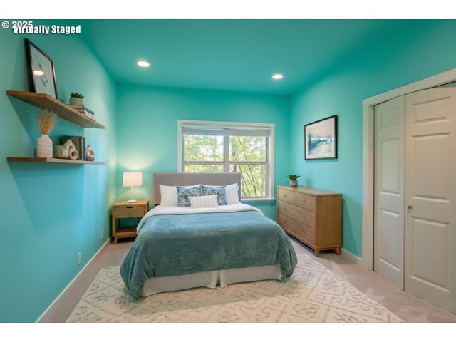 278 ROCKRIDGE Ct, Eugene, OR 97405