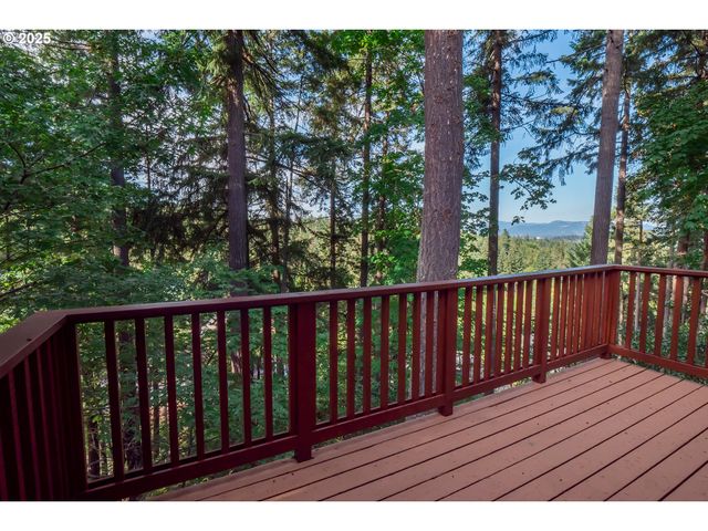 278 ROCKRIDGE Ct, Eugene, OR 97405