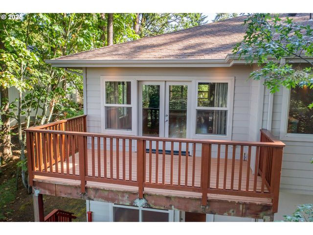 278 ROCKRIDGE Ct, Eugene, OR 97405