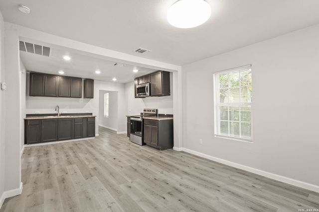 2202 Perez, San Antonio, TX 78207