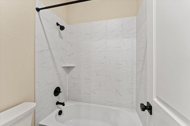 222 Sunrise Canvas Drive, Conroe, TX 77318